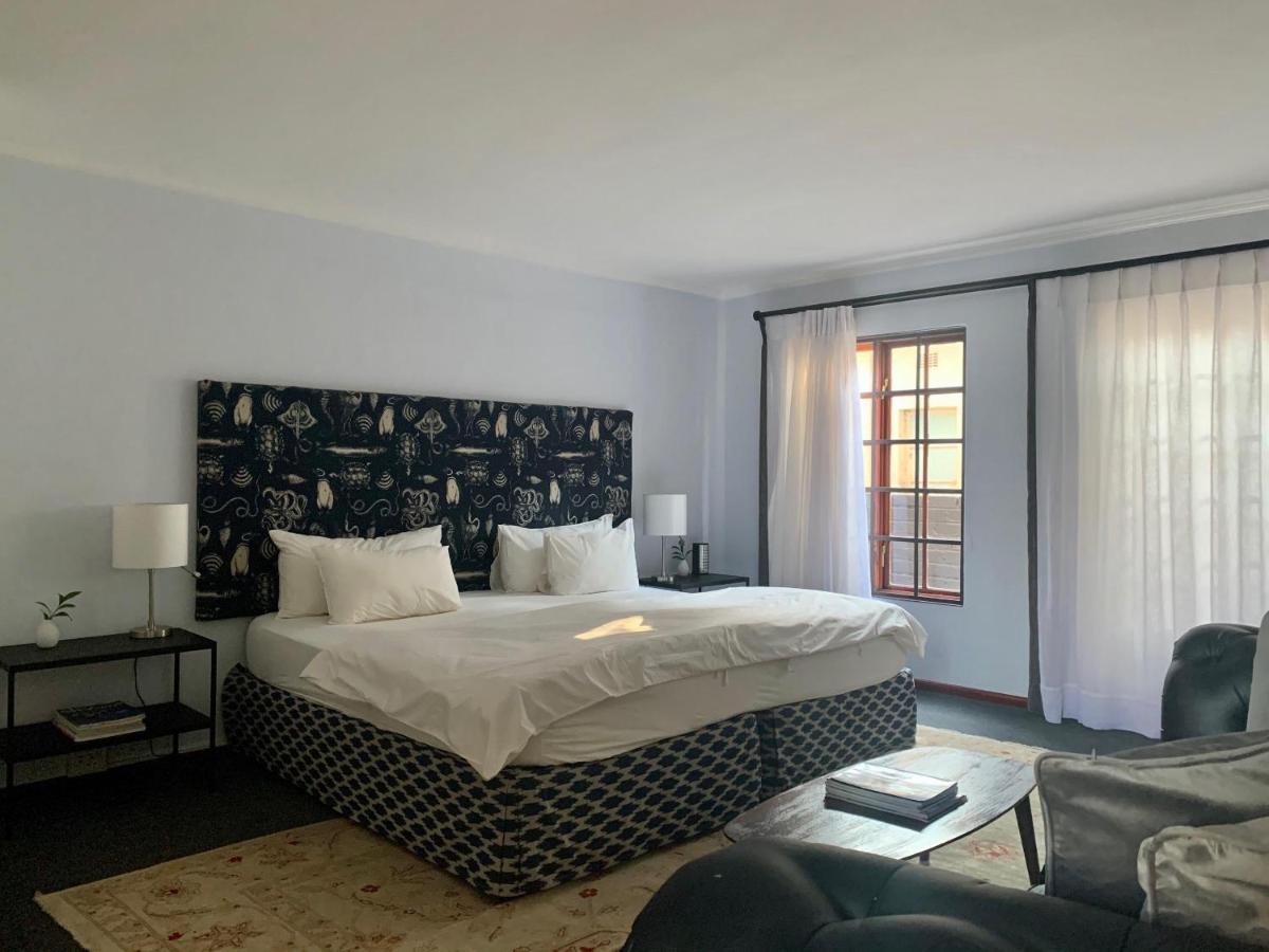 Le Must Residence Upington Esterno foto
