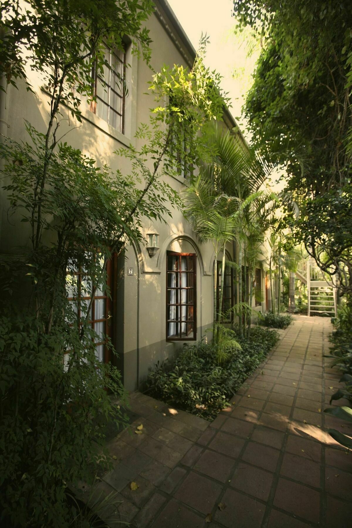 Le Must Residence Upington Esterno foto