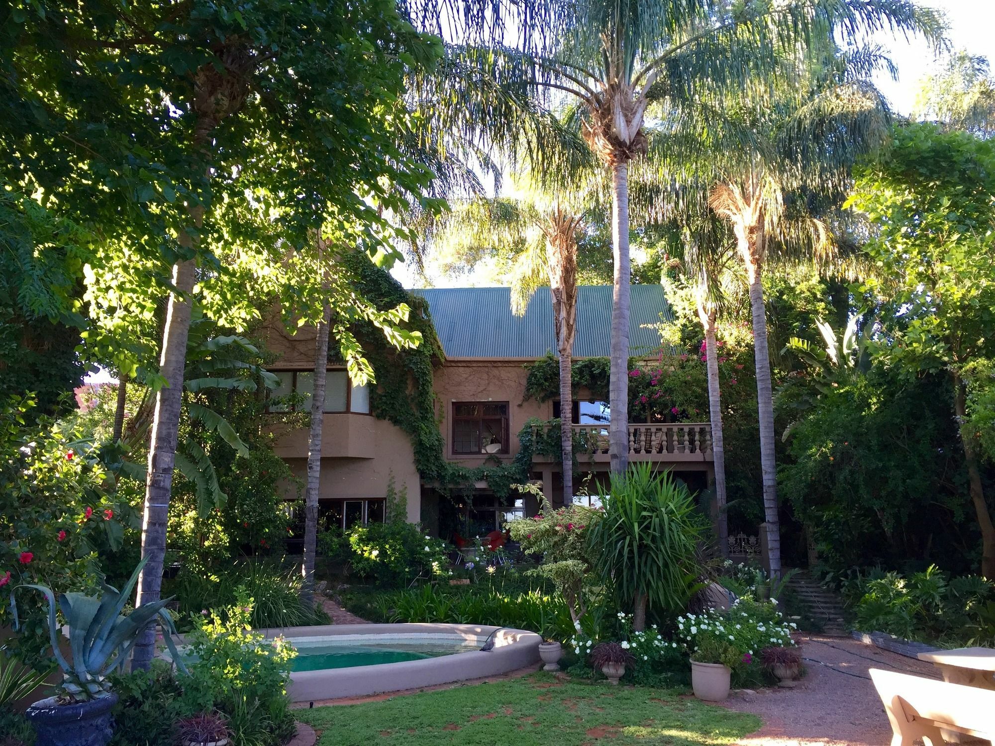 Le Must Residence Upington Esterno foto