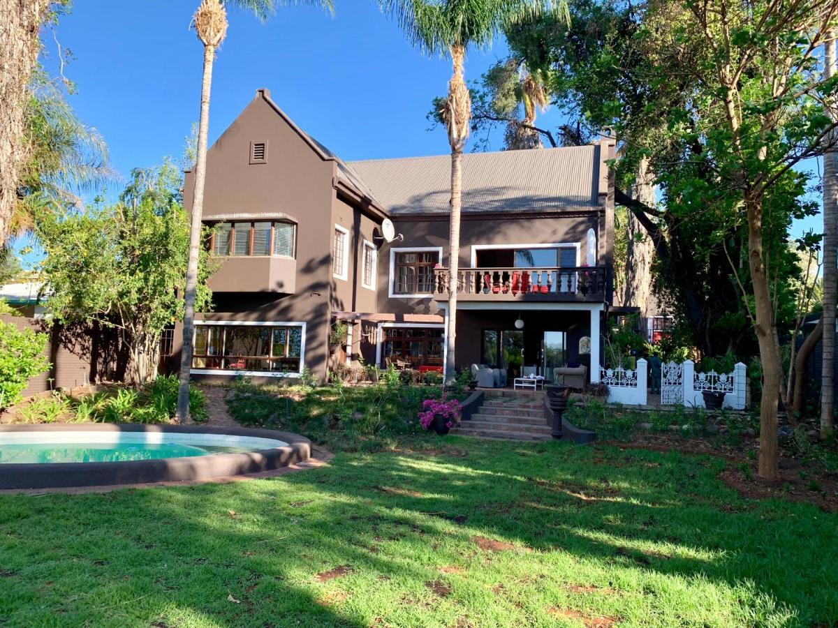 Le Must Residence Upington Esterno foto
