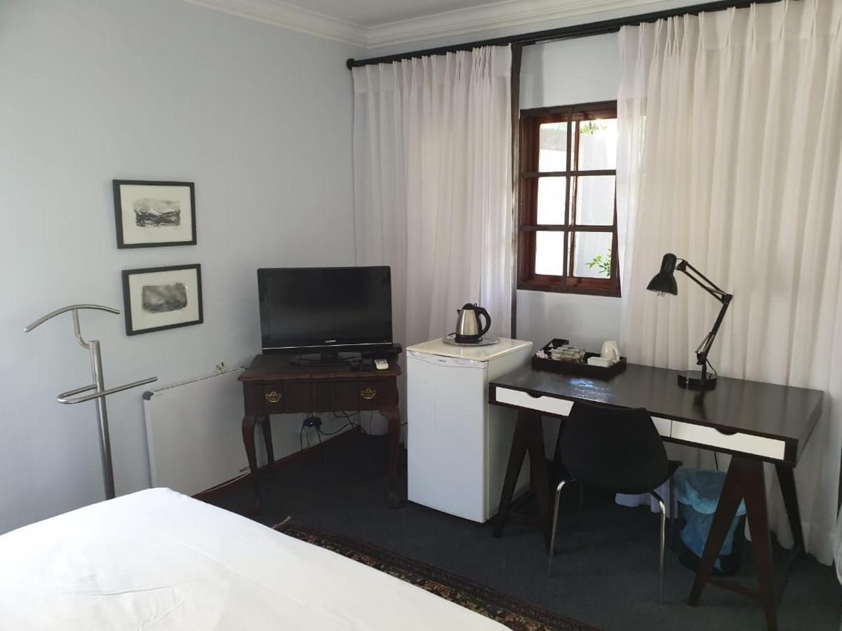 Le Must Residence Upington Esterno foto